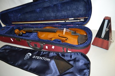 Lot 95 - A modern Stentor Student II violin with case...