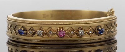 Lot 361 - A Queen Victoria presentation bangle, the...