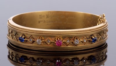 Lot 361 - A Queen Victoria presentation bangle, the...