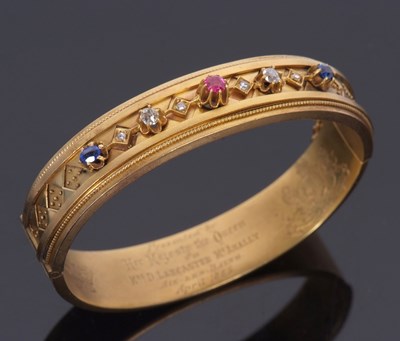 Lot 361 - A Queen Victoria presentation bangle, the...