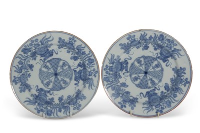 Lot 71 - A pair of 18th Century English Delft plates...