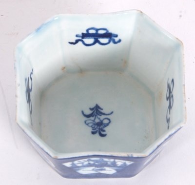 Lot 87 - An unusual Bow porcelain octagonal small...