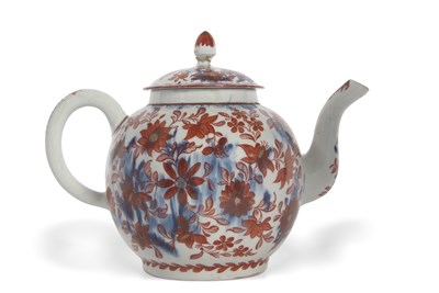 Lot 99 - An unusual Lowestoft porcelain large teapot or...