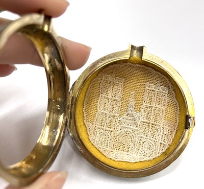 Lot 318 - A gilt metal Verge pocket watch with a...