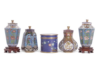 Lot 125 - A group of decorative Cloisonne wares, early...