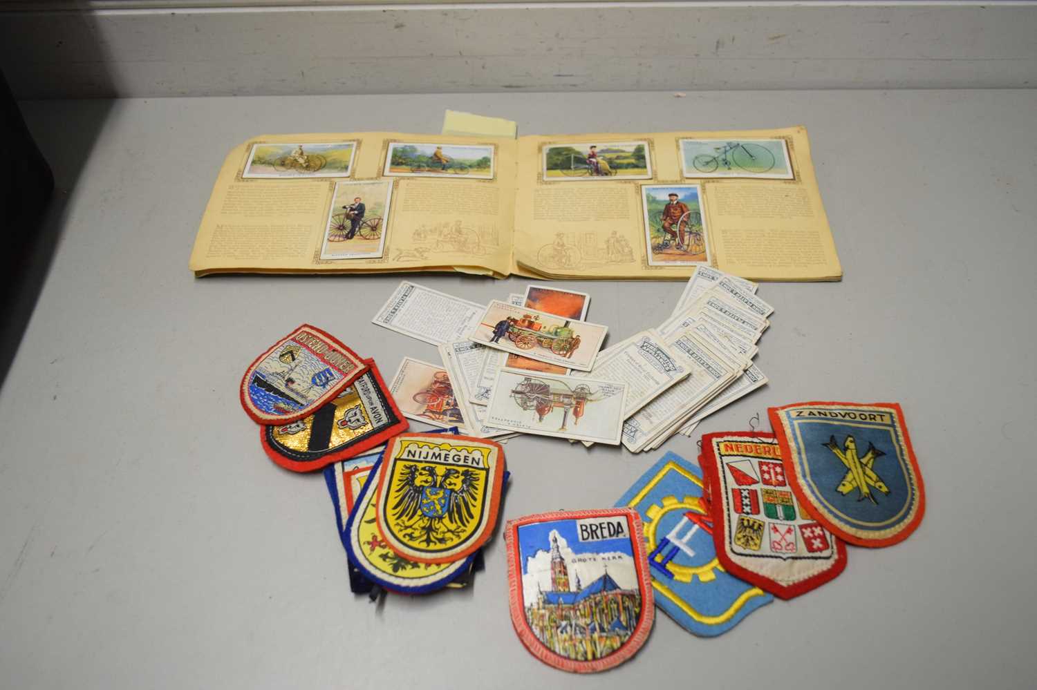 Lot 142 - 1939 CYCLING CIGARETTE CARDS IN BOOK T/W CLOTH...