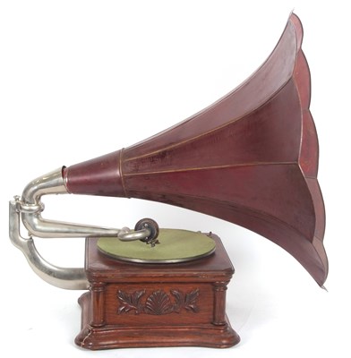 Lot 361 - Rare Early Monarch Gramophone by The Gramophone & Typewriter Ltd