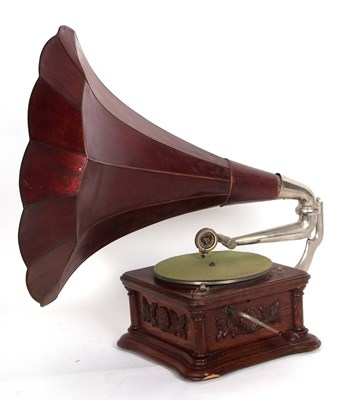 Lot 361 - Rare Early Monarch Gramophone by The Gramophone & Typewriter Ltd