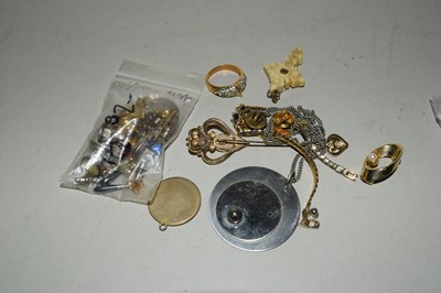 Lot 143G - QTY VARIOUS EARRINGS, COSTUME JEWELLERY ETC.