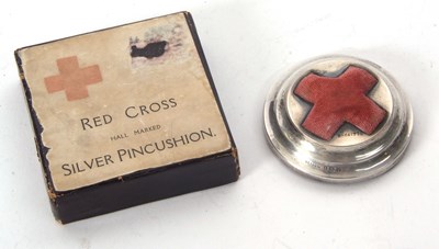 Lot 81 - A silver Red Cross pin cushion, 1915 with...