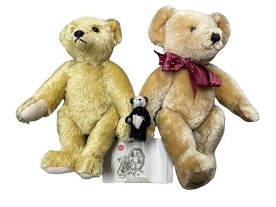 Lot 199 - A trio of collector's Teddy bears, to include:...