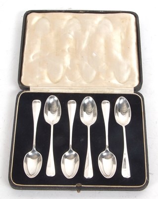 Lot 260 - A cased set of George V silver Hanoverian and...