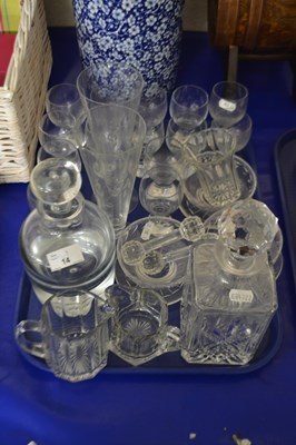 Lot 14 - Quantity of mixed glass wares to include...