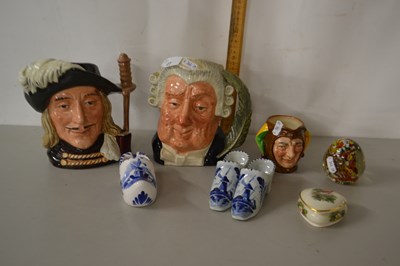Lot 27 - Mixed Lot: Royal Doulton character jugs, Delft...