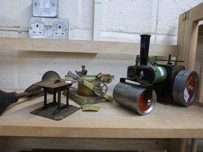 Lot 534 - A tin plate steam engine, vintage horn and...