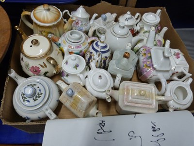 Lot 543 - Quantity of miniature teapots