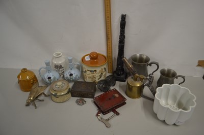 Lot 211 - Mixed Lot: Various assorted ceramics, pewter...