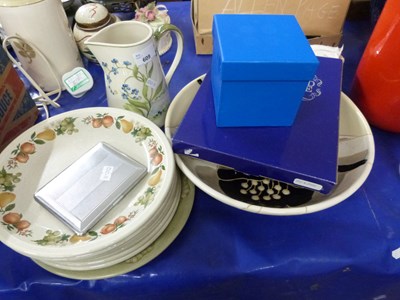Lot 609 - Mixed Lot:  Wedgwood Quince dinner wares, a...