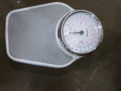 Lot 731 - Set of Salter scales