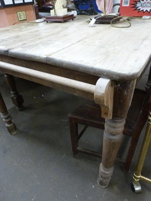 Lot 798 - Pine kitchen table