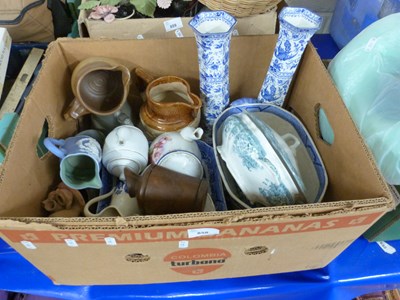 Lot 858 - Mixed Lot: Blue and white tureens, vases,...