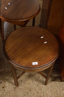 Lot 293 - Circular oak coffee table