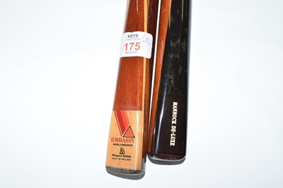 Lot 175 - Embassy Powerglide cue and a Mannock de luxe...