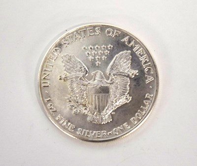 Lot 17 - 1986 silver American dollar, uncirculated...