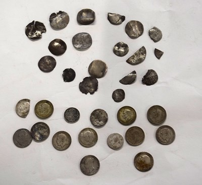 Lot 31 - Quantity of old silver English hammered coins...