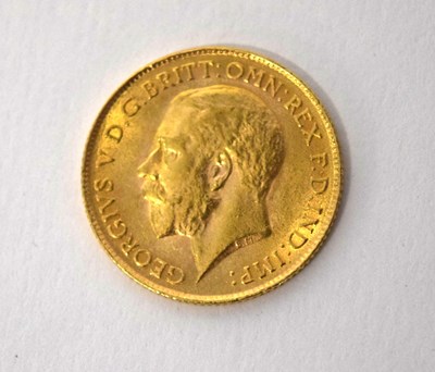 Lot 41 - George V 1914 half gold sovereign