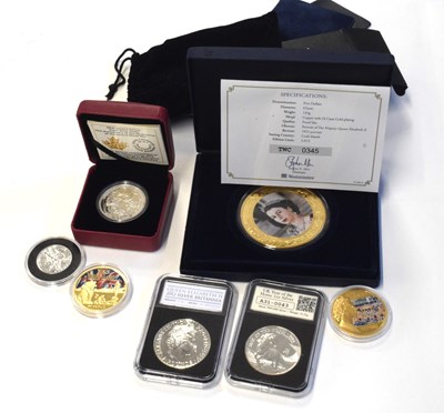 Lot 229 - Small quantity of Elizabeth II cased...
