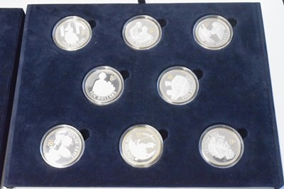 Lot 196 - 2006 Royal Mint London cased set of 17 silver...