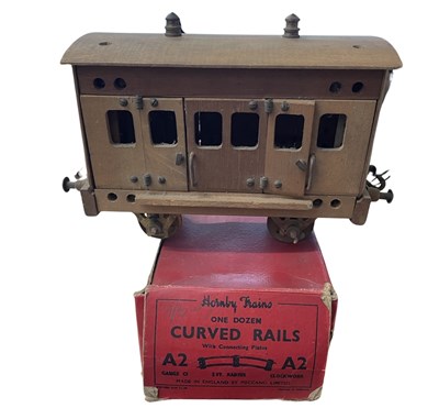 Lot 27 - A boxed set of Hornby 0 gauge A2 Curved Rails,...