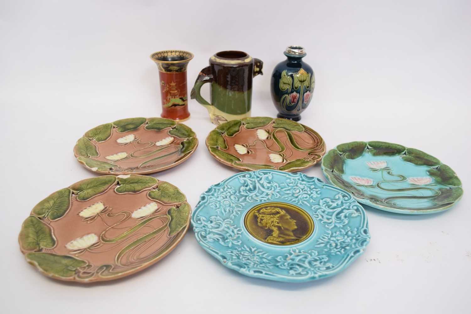 Lot 79 - Quantity of Continental pottery Majolica style...