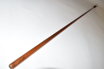 Lot 192 - 19th century billiards mace, 131cm long