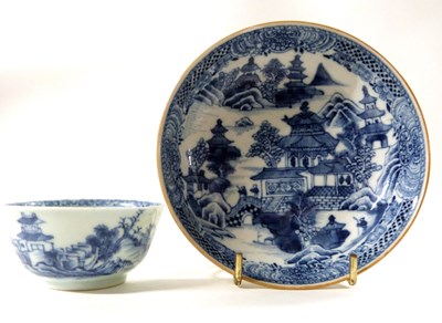 Lot 256 - Nanking Teabowl and a Saucer
