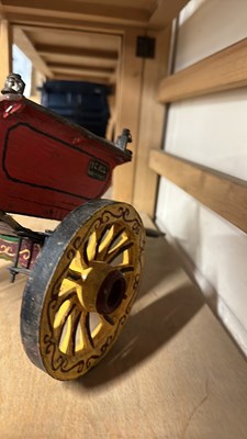 Lot 81 - A scratch built model of a small single axle...
