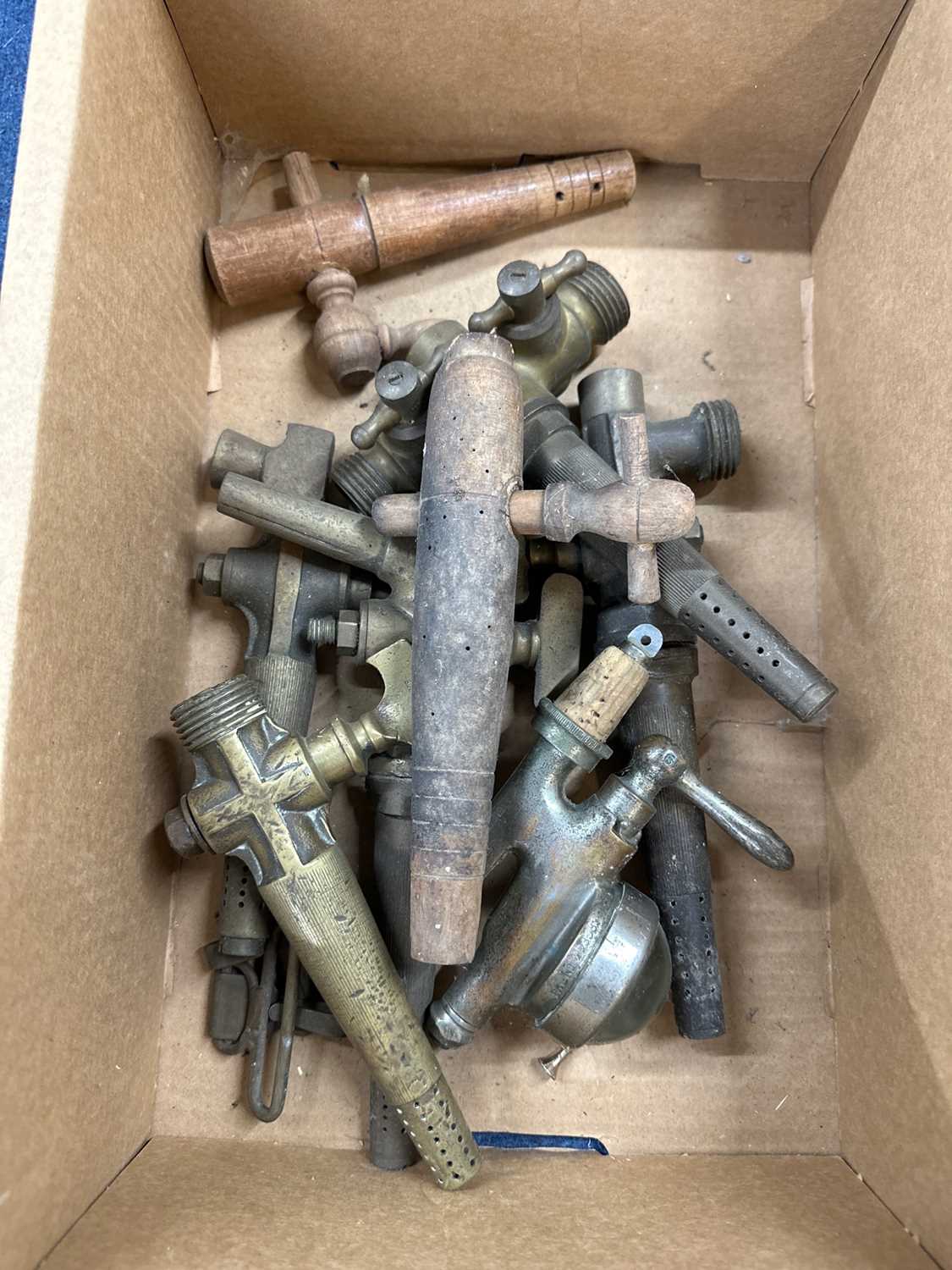 Lot 96 - A box of various wood, brass and other barrel...
