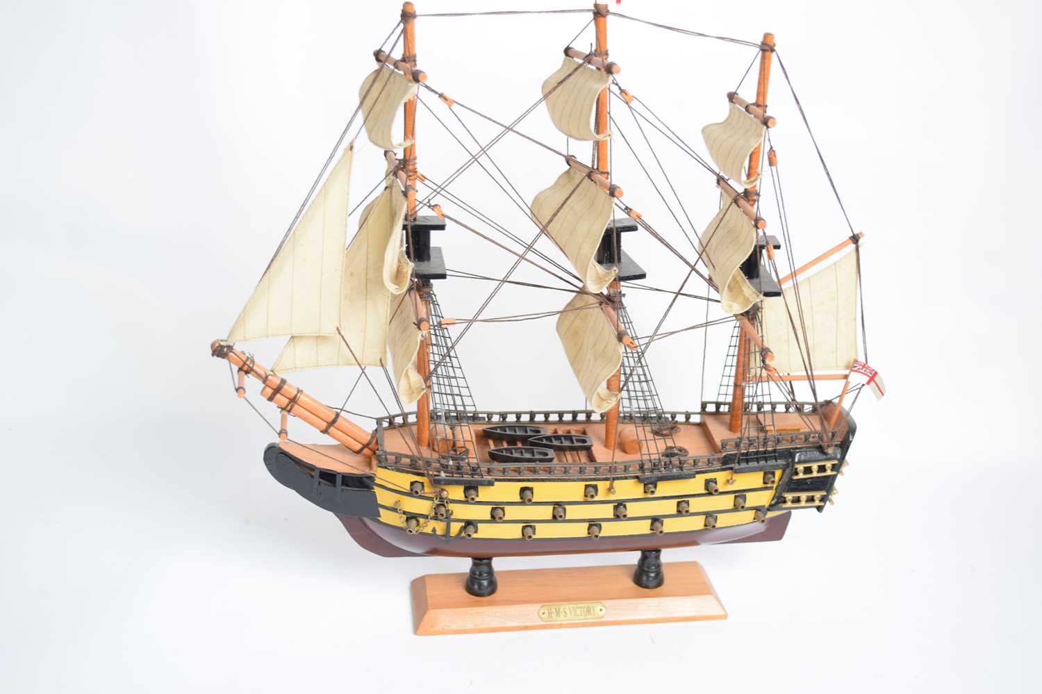 Lot 370 - Contemporary model of HMS Victory, 44cm high