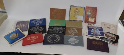 Lot 115 - Box of Royal Mint Year Collections to include...