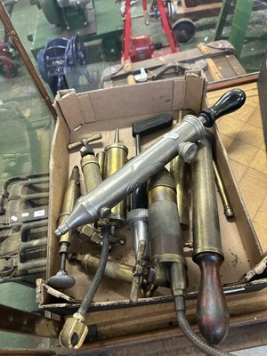 Lot 188 - Mixed Lot: various hand pumps and other...