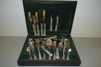 Lot 23 - CASED SILVER PLATED KINGS PATTERN CUTLERY