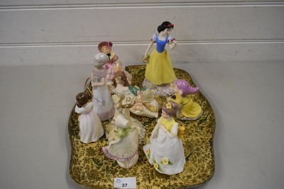 Lot 37 - TRAY VARIOUS ASSORTED 20TH CENTURY FIGURINES...