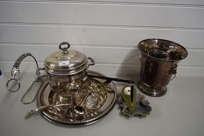 Lot 48 - MIXED LOT OF VARIOUS SILVER PLATED WARES TO...