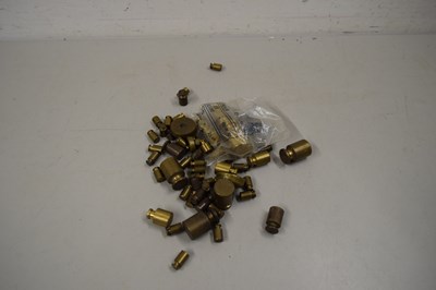 Lot 107 - COLLECTION OF VARIOUS SMALL BRASS WEIGHTS