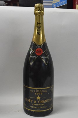 Lot 186 - A magnum of 1978 Moet & Chandon Champagne