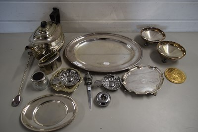 Lot 148 - SILVER PLATED TEA POT AND VARIOUS OTHER SMALL...