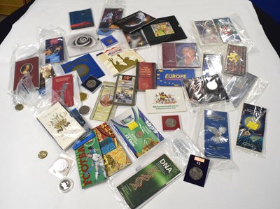 Lot 128 - Large quantity of mixed 18th, 19th and 20th...