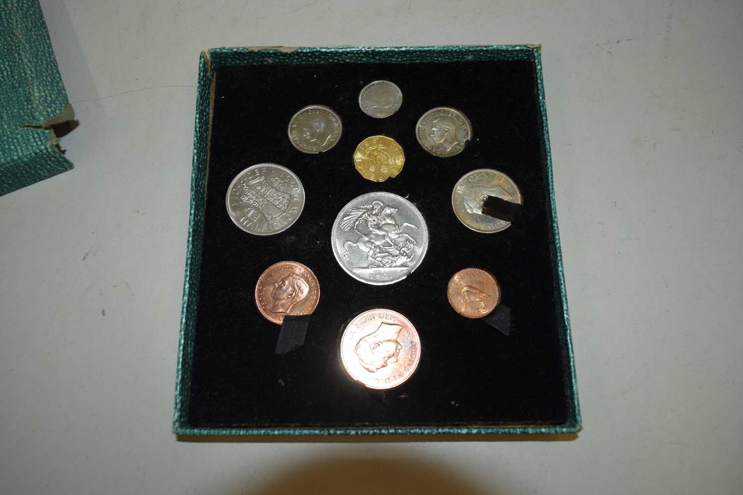 Lot 133 - CASED FESTIVAL OF BRITAIN 1951 10-COIN SET