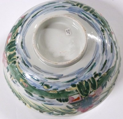 Lot 268 - A Japanese porcelain bowl with famille vert...